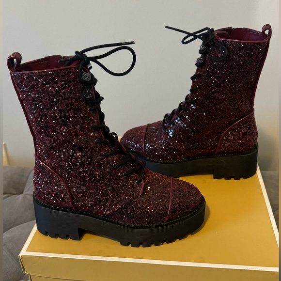 Michael Kors Women's Bryce Lug Sole Platform Combat Boot Dark Berry size 6/6.5 - Picture 6 of 12